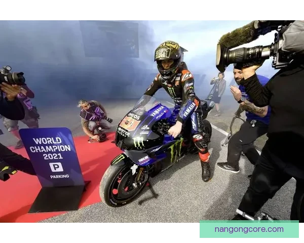 马尔科·贝齐科利夺冠引发MotoGP新赛季激情碰撞
